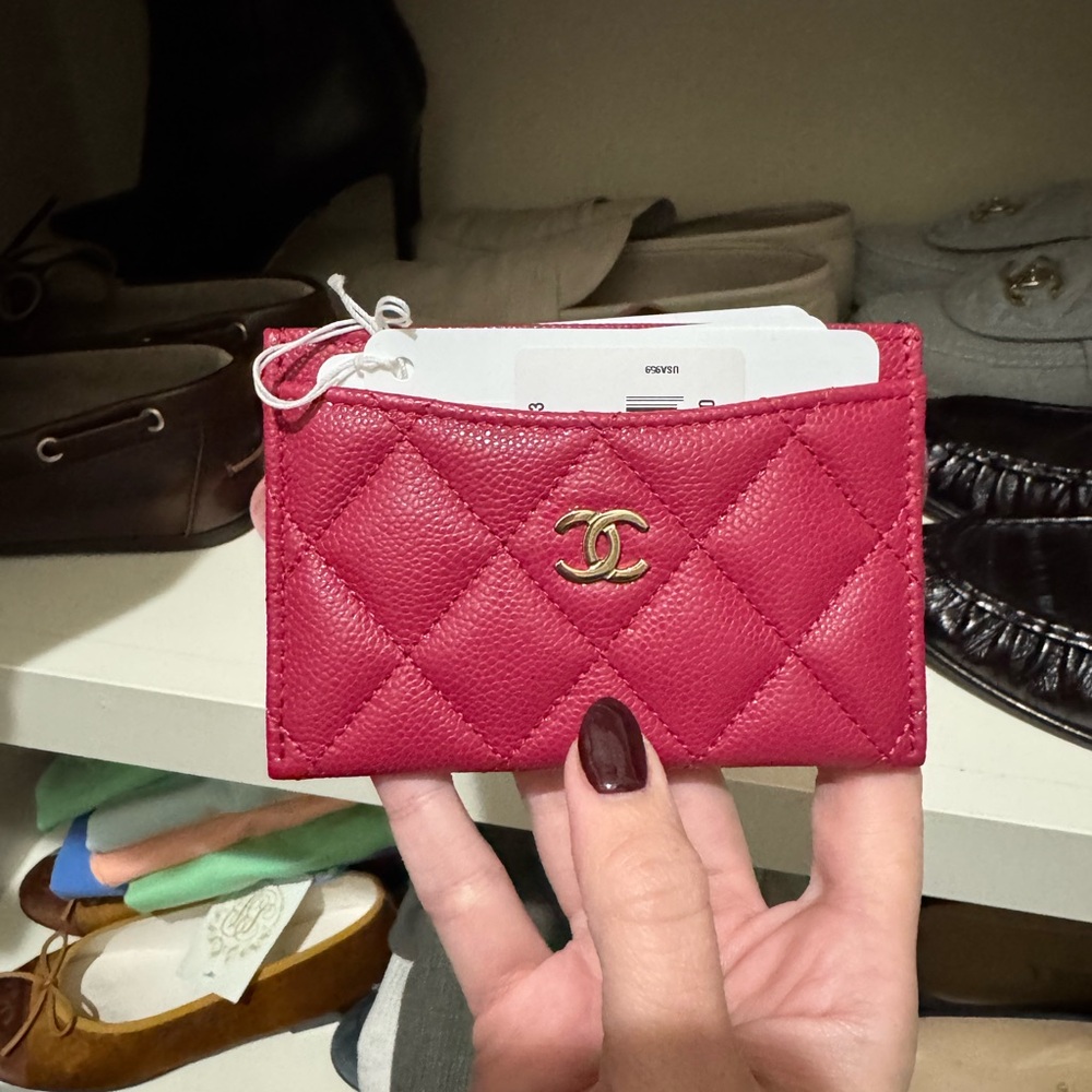 CHANEL 24B Cardholder- Dark Red